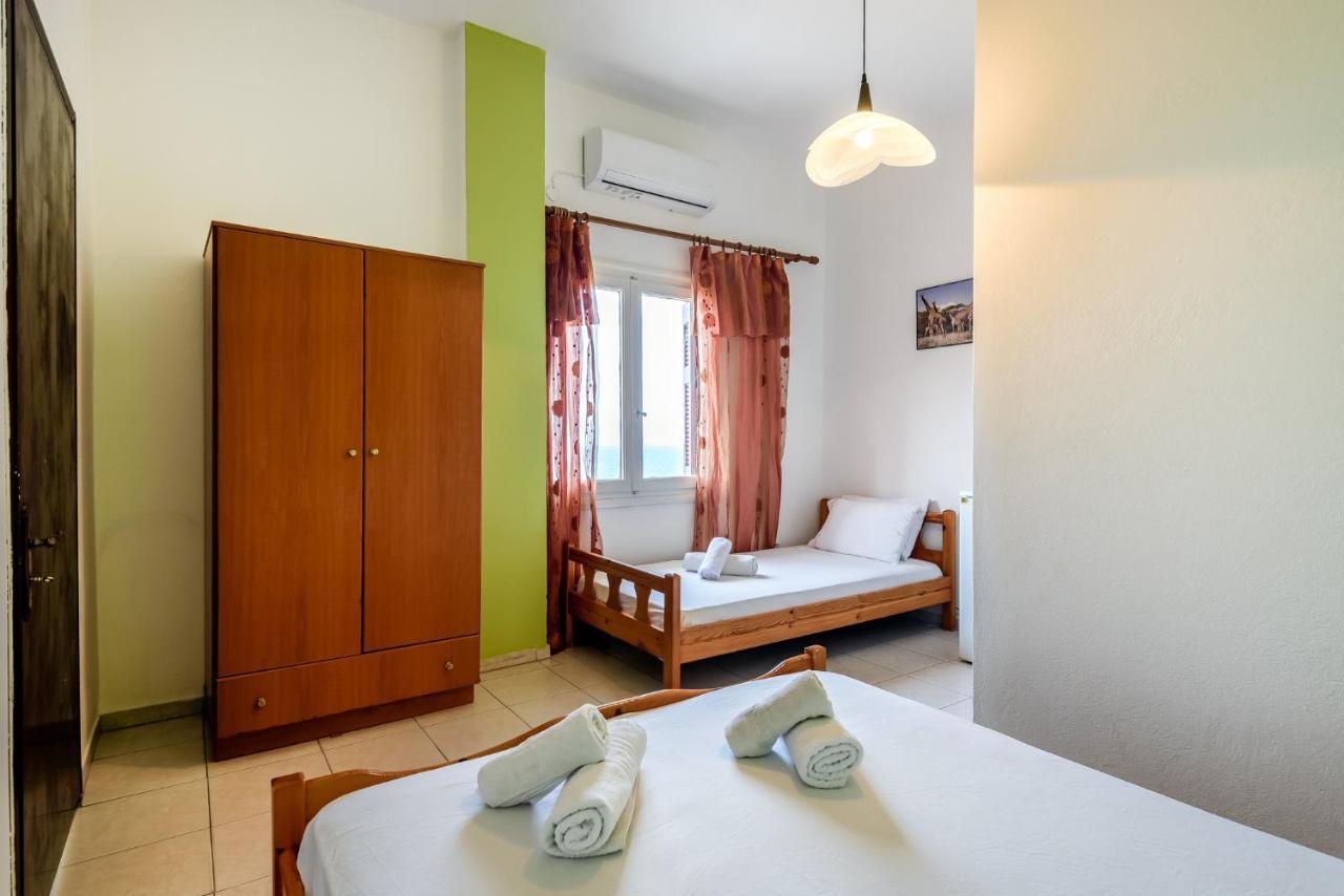 Antonis Studio Apartment Sfinarion Exterior photo